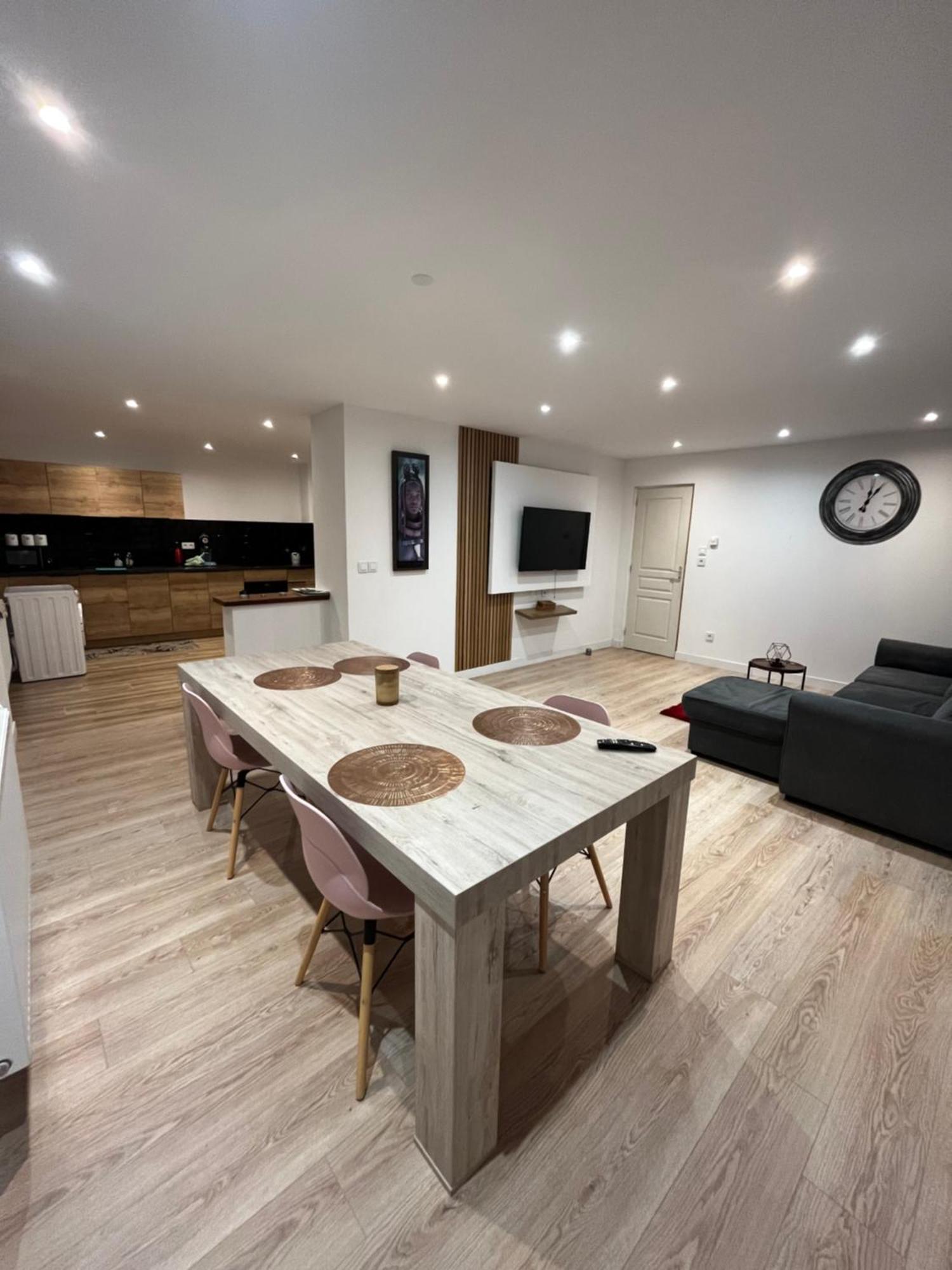 Grande Chambre Dans Loft A Deux Pas De La Plage Dunkirk ภายนอก รูปภาพ